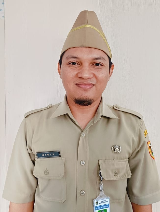 AHMAD ISNAINI ARIF KURNIAWAN, S.E.
